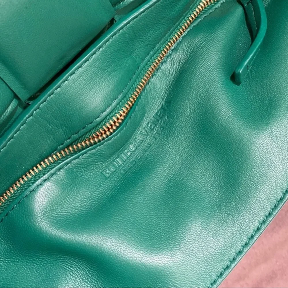 Bottega Veneta Padded Cassette Bag - Picture 6 of 6